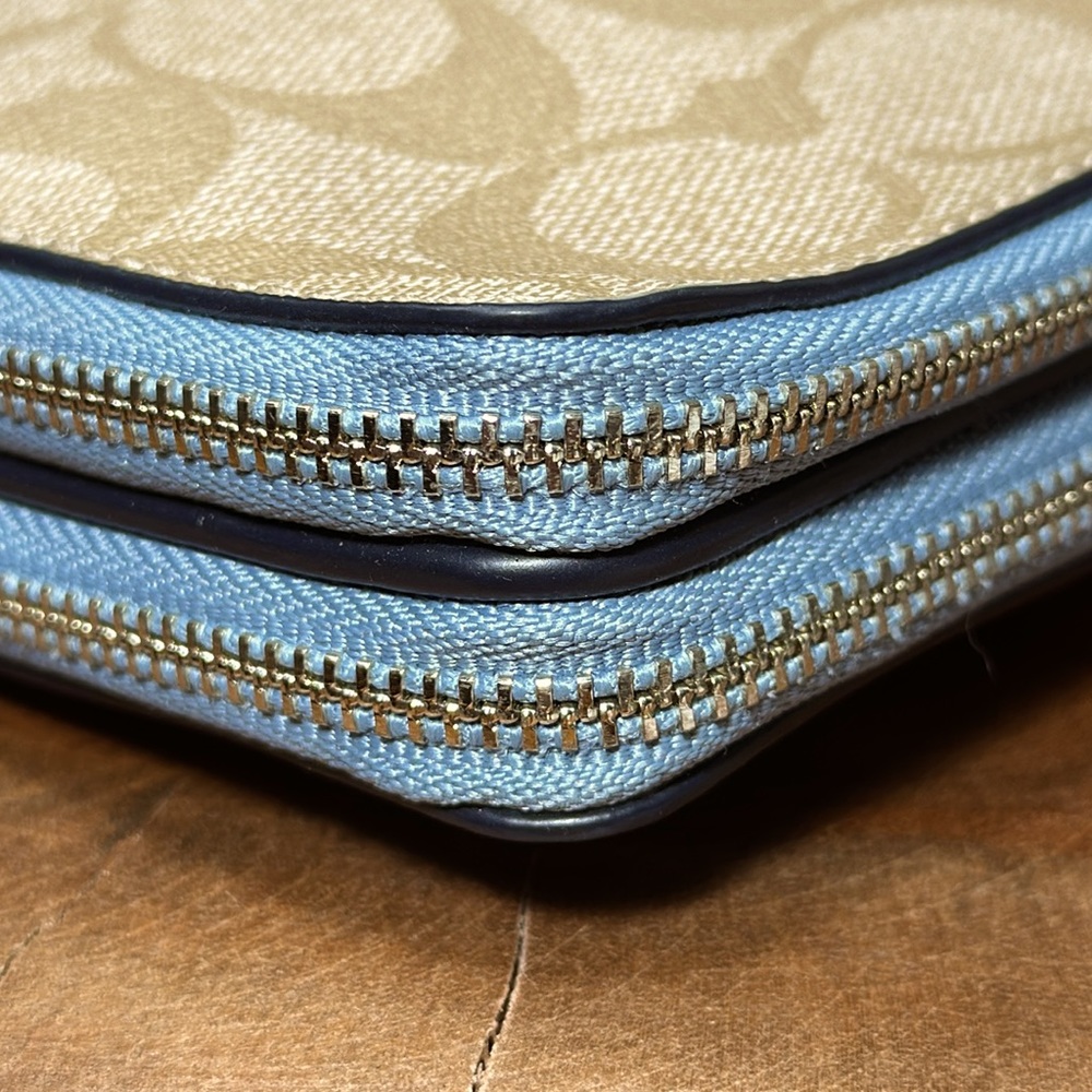 *HTF Color/Like-New* COACH Large Double Zip Wallet In Signature Canvas - Picture 7 of 14
